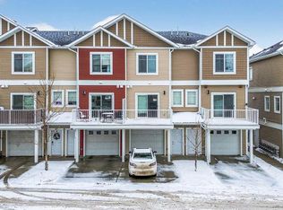 43 N Redstone Cir NE, Calgary, AB T3N0M8