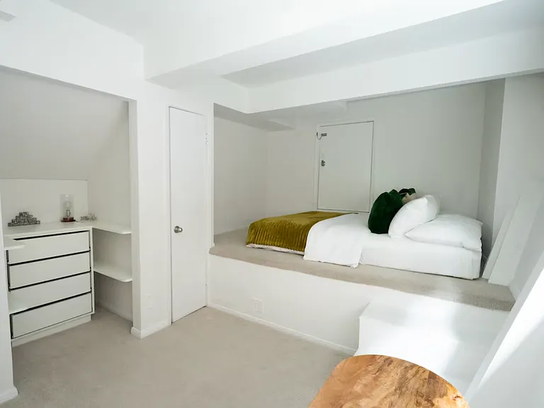 7041 Woodrow Wilson Dr — Photo 16