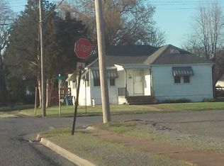 110 W 4th St, Saint Jacob, IL 62281