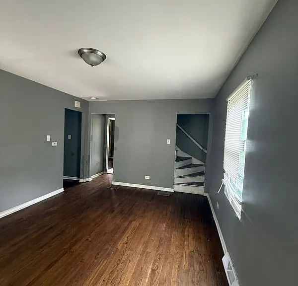 16963 Shea Ave — Photo 2