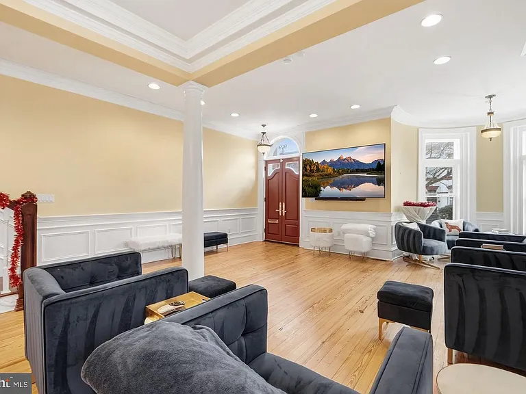 949 S St NW — Photo 4