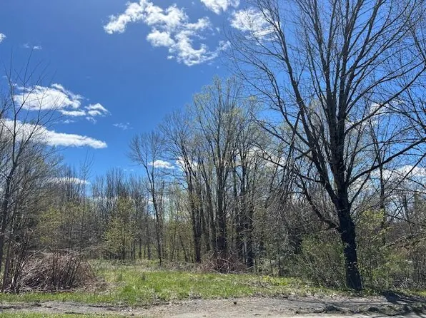 453 Essex Street, Dover-Foxcroft, ME 04426