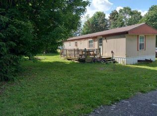 118 Oaks Rd, South Dayton, NY 14138