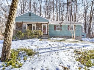 26 Winding Way, Holland Twp., NJ 08848