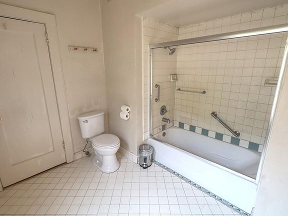 5th image of 345 Roeder Ct