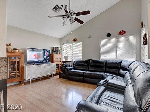 4th image of 7340 Atwood Ave