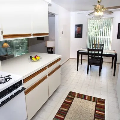 Westland Capri Apartments — Photo 7