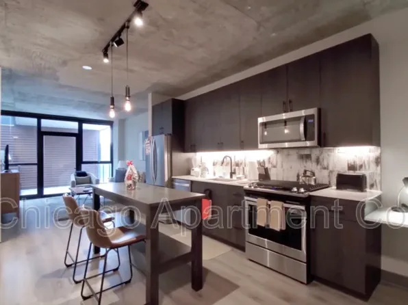 177 N Ada St #420, Chicago, IL 60607