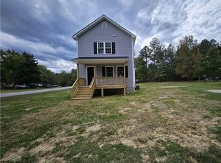 408 Tavern St, Blackstone, VA 23824