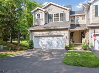 1 Alexandra Way, Clinton, NJ 08809