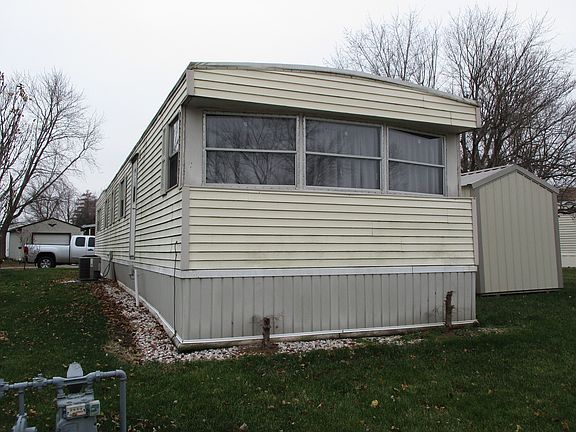 2nd image of 217 Linda Cir