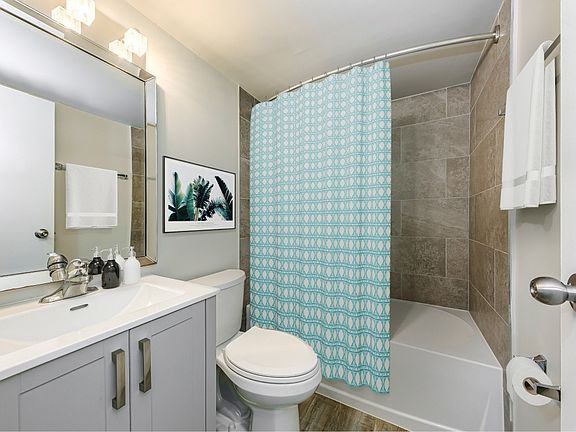 4th image of 309 Garden St #10