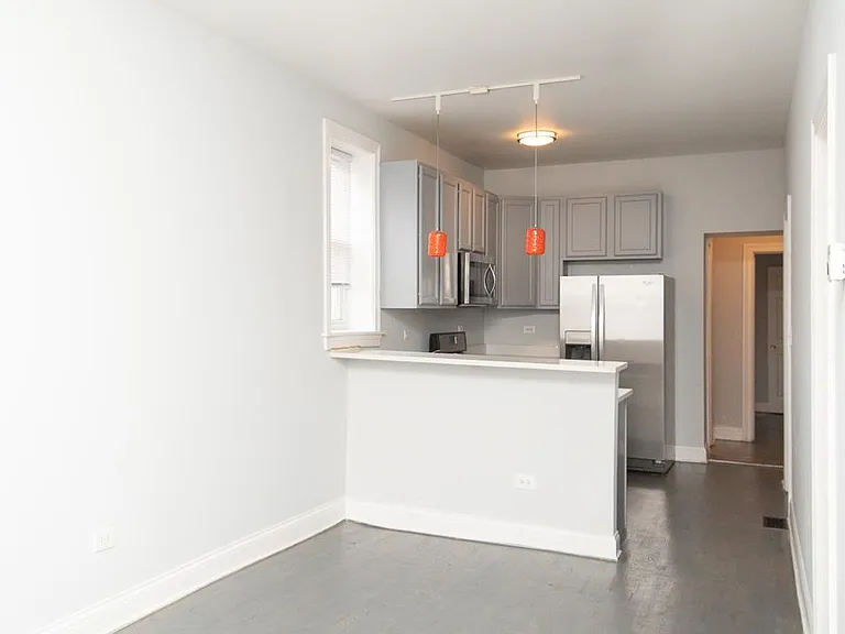 1858 W Cullerton St #1F — Photo 4