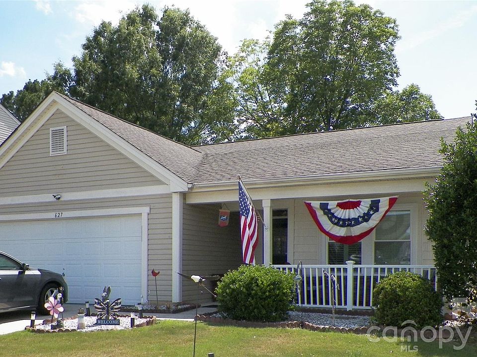 1st image of 627 Smokehouse Ln
