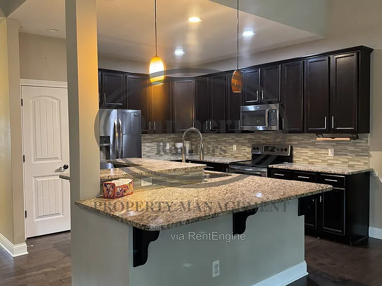 26741 Woodmont Dr — Photo 3