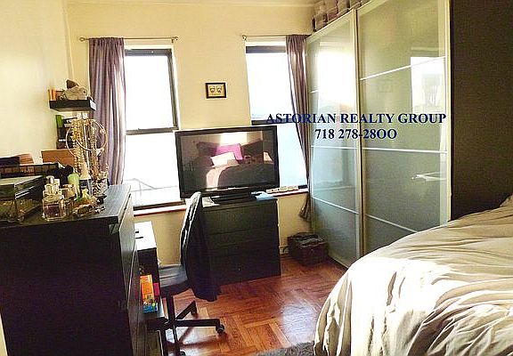 4th image of 28-44 35th St #19