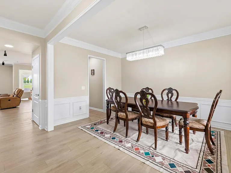 1084 Crescent Moon Dr — Photo 7