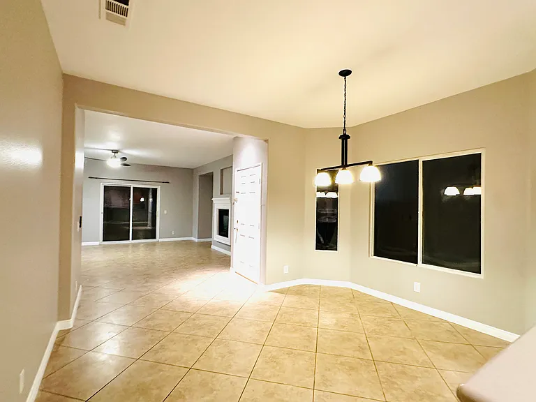 1436 Orange Tree Ln — Photo 5