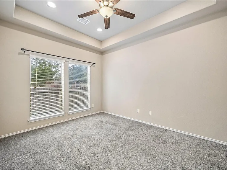 2919 Rivermist Ln — Photo 8