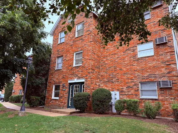 4408 W Shamrock Ln, McHenry, IL 60050