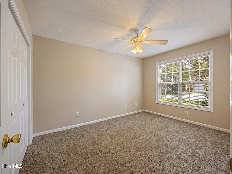 435 Northrop Pl — Photo 6