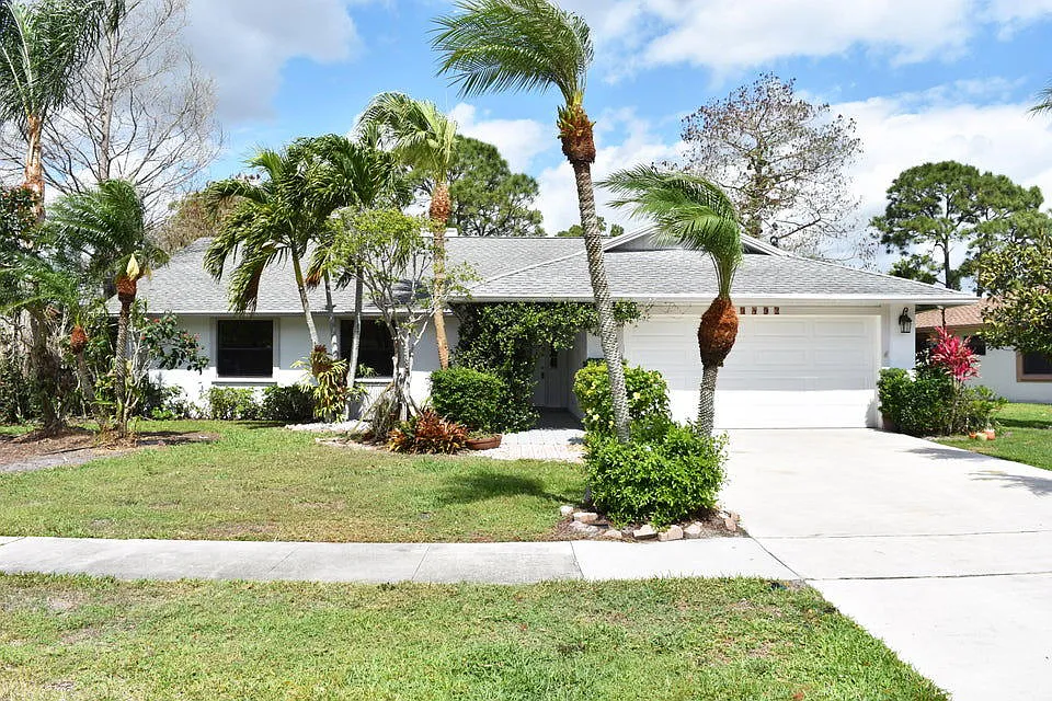 13492 Exotica Ln