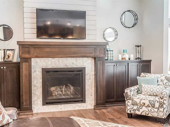 5th image of 6708 S Colebrook Cir