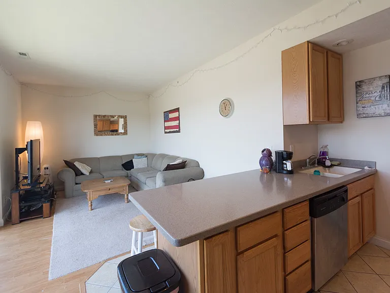 Waterview Apartments — Photo 20