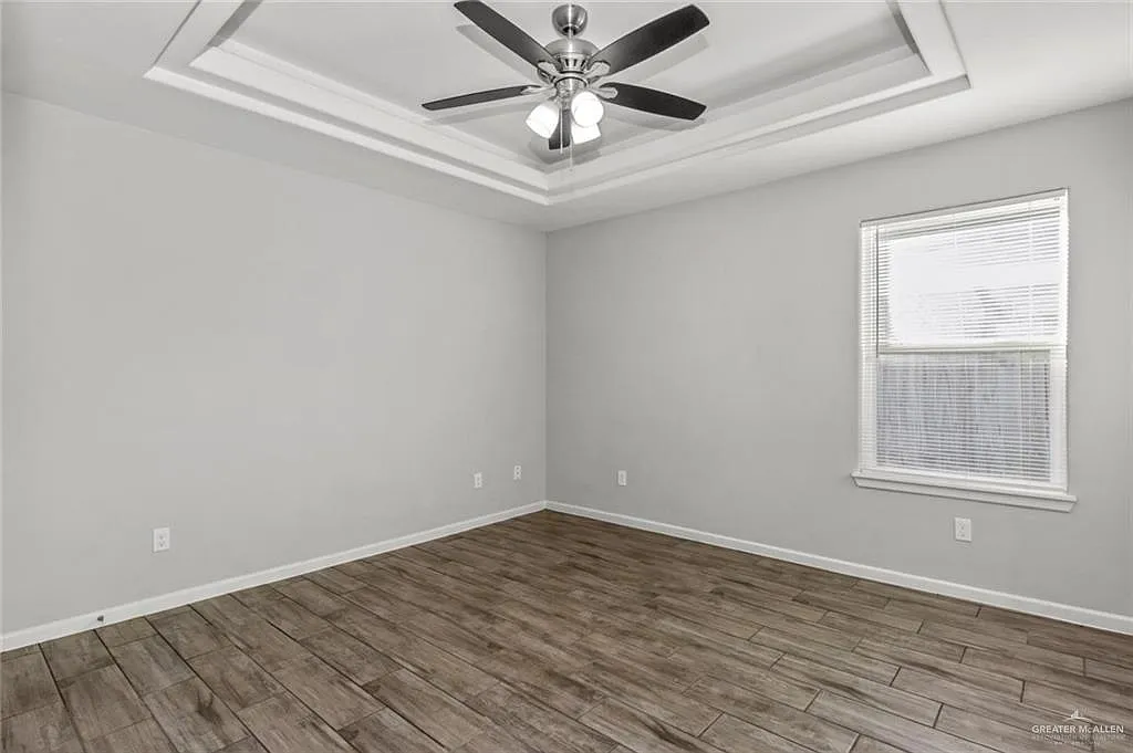 2 bed, 2.0 bath, 985 sqft, $995 — Photo 3