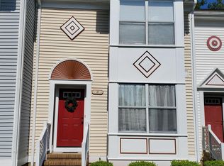 9 Melborne Pl, Hampton, VA 23669
