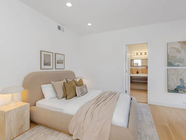 Pinnacle Pl — Photo 37