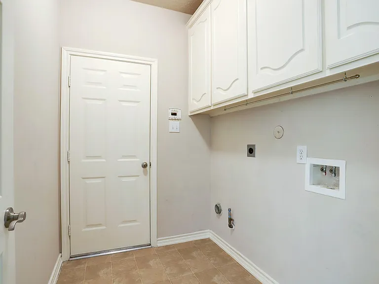 10606 Badger Canyon Dr — Photo 17