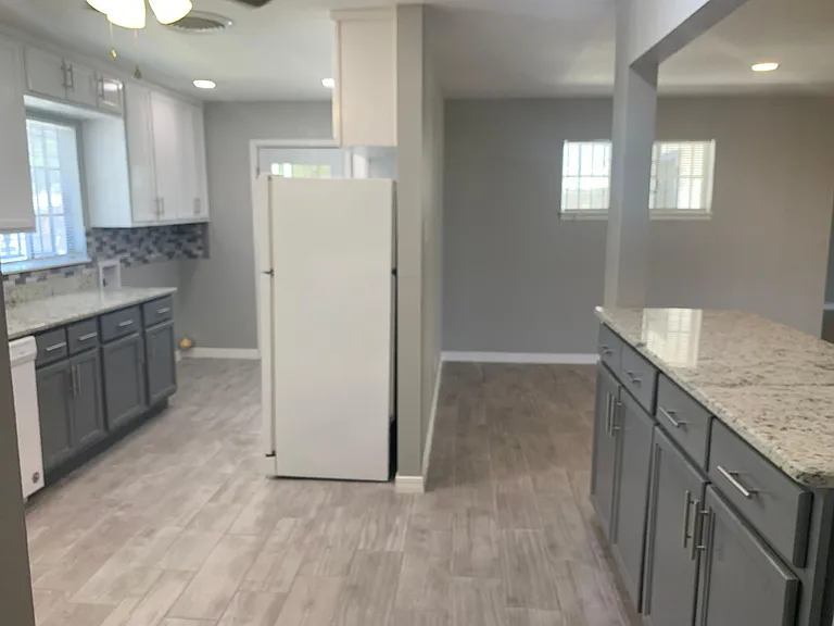 3315 Edgar Park Ave — Photo 3