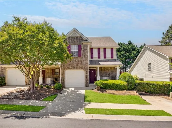 121 Fox Creek Dr, Woodstock, GA 30188