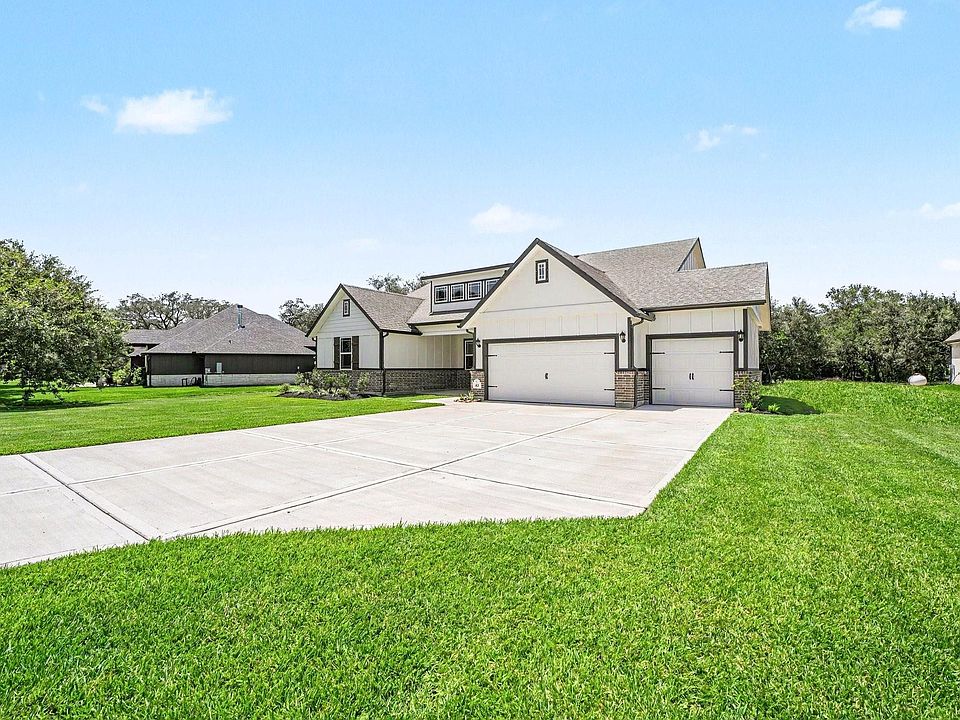 1st image of 43 Cattle Dr
