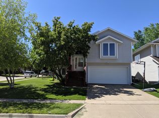 3 Jensen Ct, Iowa City, IA 52246
