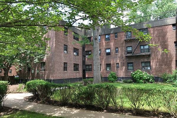 1st image of 2065 27th St APT 3A