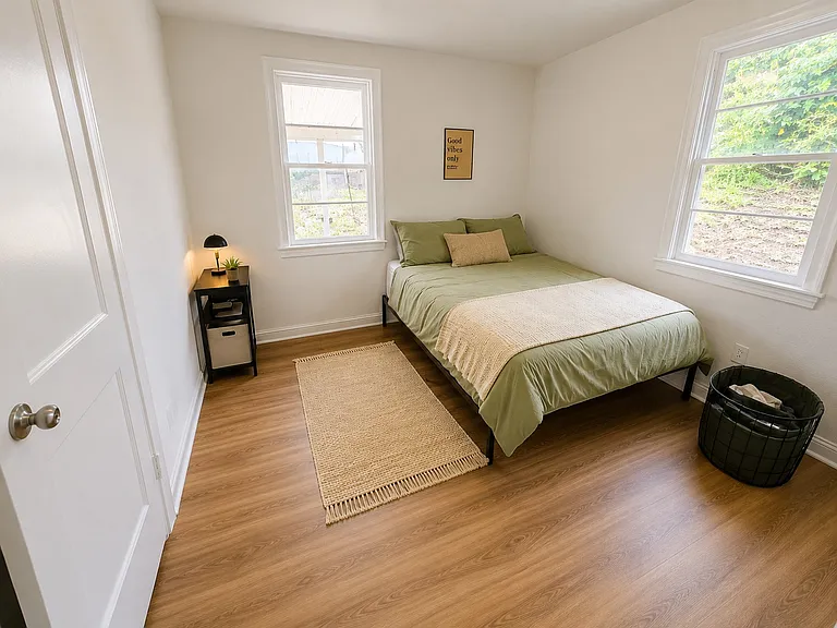 134 E Duncan Ave — Photo 6
