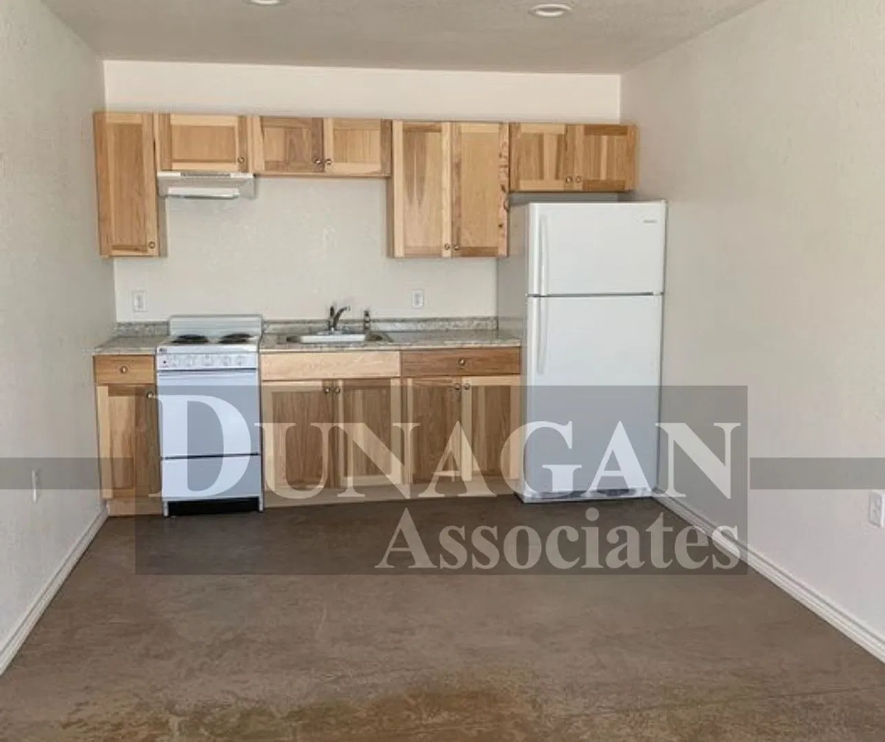 1 Bedroom - 1 Bath Apartment — Photo 1