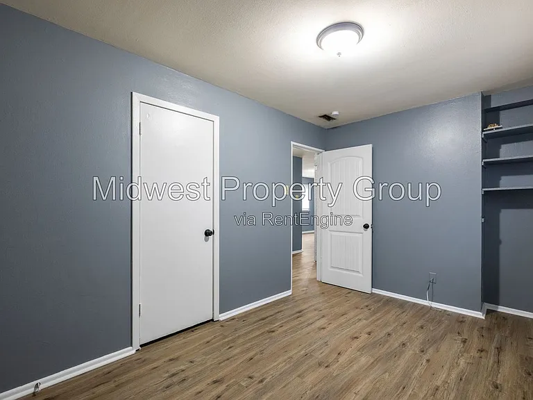 1432 E Pitman Ave — Photo 18
