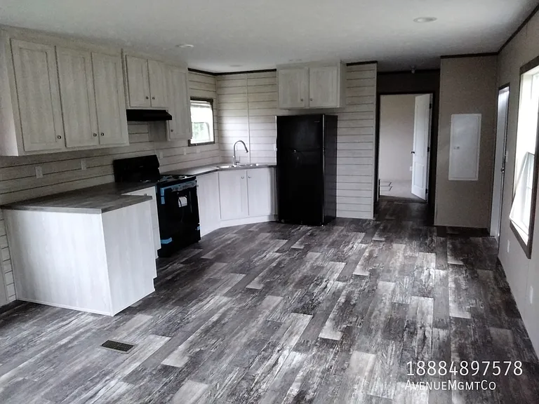 312 Old Tavern Ln #312 — Photo 7