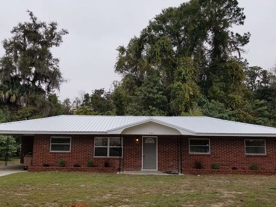 1st image of 763 SW Poplar Ln