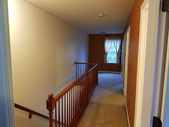 5th image of 4871 Heritage Heights Cir