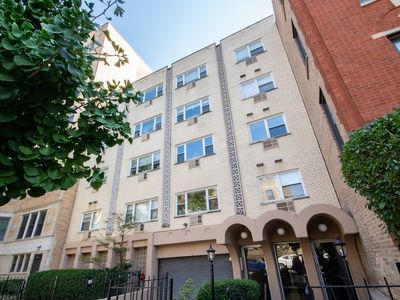619 W Stratford Pl APT 501, Chicago, IL, 60657