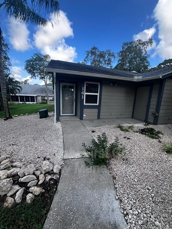 2 bed, 2.0 bath, 950 sqft, $1,550 — Photo 1