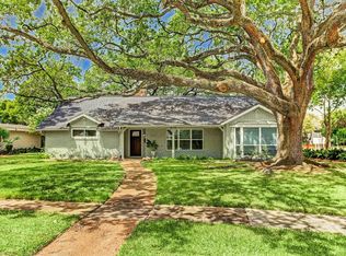 3306 Longfield Cir, Houston, TX 77063