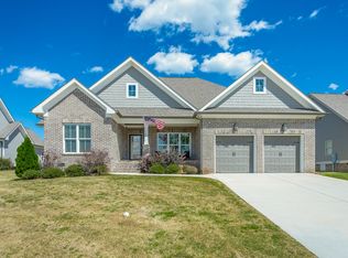 558 Quartz Dr, Chickamauga, GA 30707