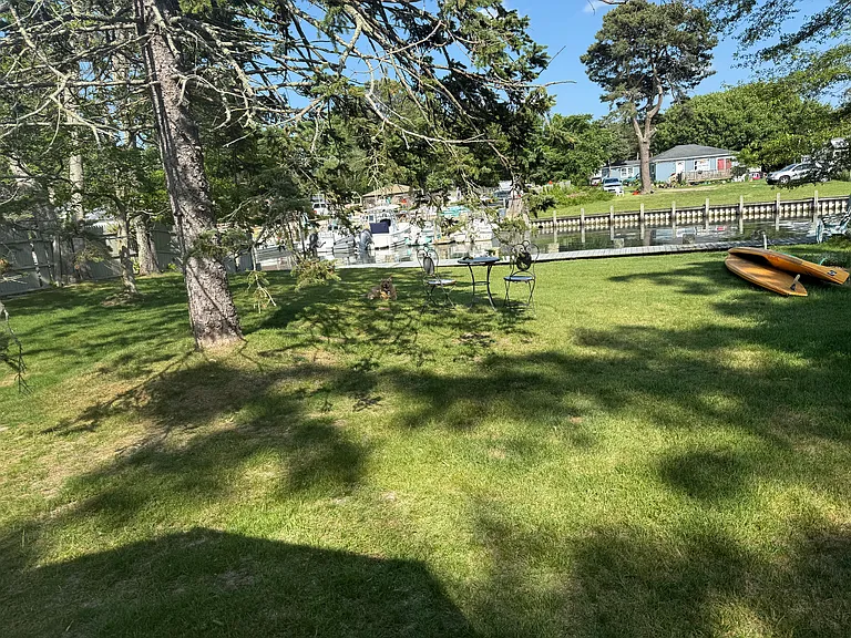 18 Shinnecock Rd — Photo 5