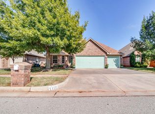 2112 Wheatfield Ave, Yukon, OK 73099