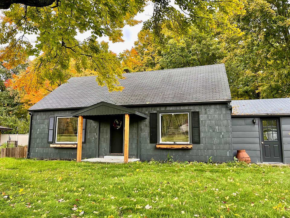 143 Main St, Newaygo, MI 49337 MLS 22044459 Zillow